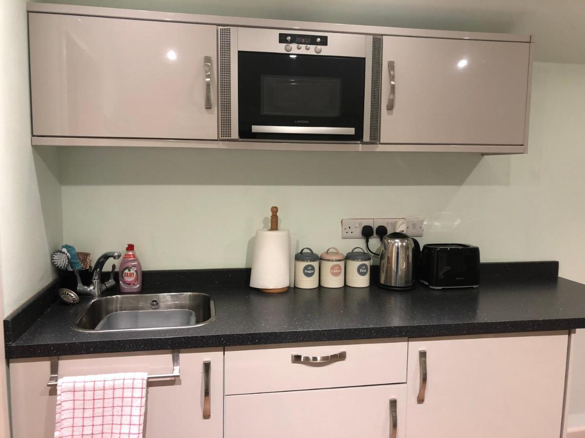 Cosy 1 Bed Garden Annexe Διαμέρισμα Κόλτσεστερ Εξωτερικό φωτογραφία