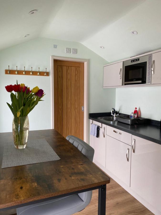 Cosy 1 Bed Garden Annexe Διαμέρισμα Κόλτσεστερ Εξωτερικό φωτογραφία